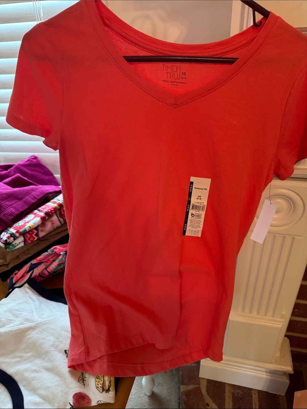 Time and Tru Girls' Coral V-Neck Short Sleeve Tee